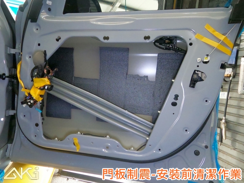 BMW G01 X3 車門隔音 車門音響 寶馬 車外噪音 台中汽車隔音 車門制震 車門異音 隔音施工 制震墊 4車門 隔音材 制震消音墊 汽車隔音改裝 隔音效果 汽車隔音材料 改裝音響 隔音diy STP