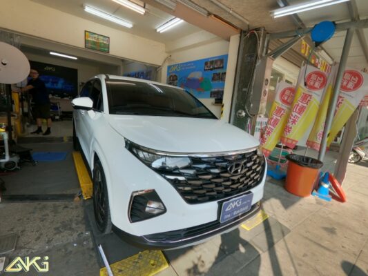 Hyundai Custin 現代 MPV 汽車隔音條 AKI 隔音條 台中市南區 車體隔音 安裝 輪拱 隔音條 膠條 氣密膠條 防風隔音 淨化論 靜化論