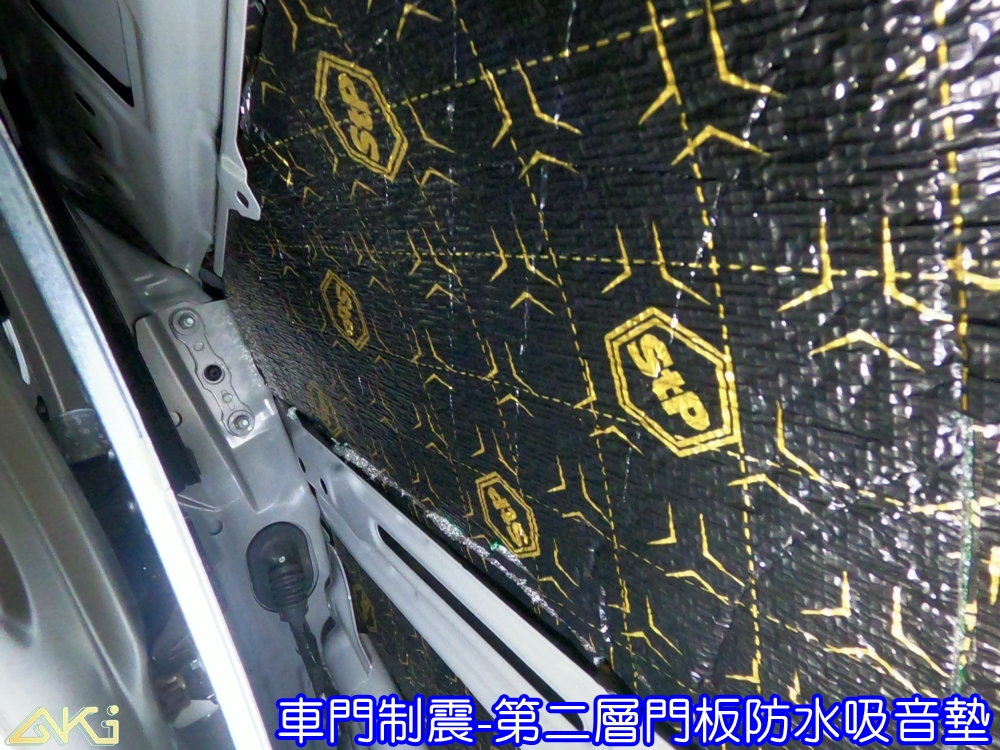 LEXUS NX 四門隔音 200 350 450 車門音響 車外噪音 車門制震 車門異音 隔音施工 制震墊 車門制震 隔音材 制震消音墊 汽車隔音改裝 隔音效果 汽車隔音材料 改裝音響 隔音diy STP
