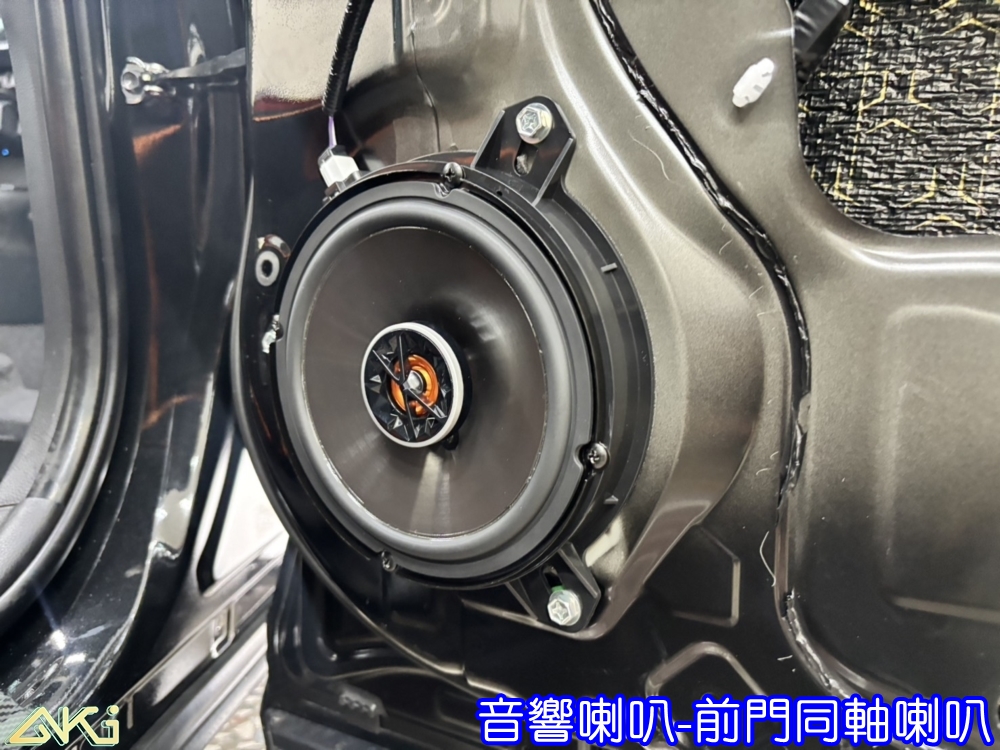 TOYOTA COROLLA CROSS 車門音響 豐田 CC 汽車音響 車門喇叭 高音喇叭 中音喇叭 低音喇叭 擴大機 安卓機 改裝音響 重低音 JBL 車美仕 升級喇叭 汽車喇叭 車門喇叭 中置喇叭 DSP 音響調音 音響店