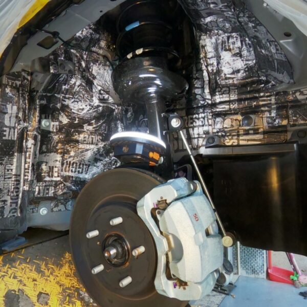 汽車隔音 猛毒 制震墊 止震板 汽車材料 隔音材料 隔音材質 隔音品牌 隔音推薦 隔音價格 全車隔音 輪拱 車門 後車箱 底盤 車頂 吸音棉 隔音棉 隔音效果 隔音 隔熱 防鏽 隔音選擇 隔音效果 隔音推薦 STP Aggressive silver 猛毒制震墊